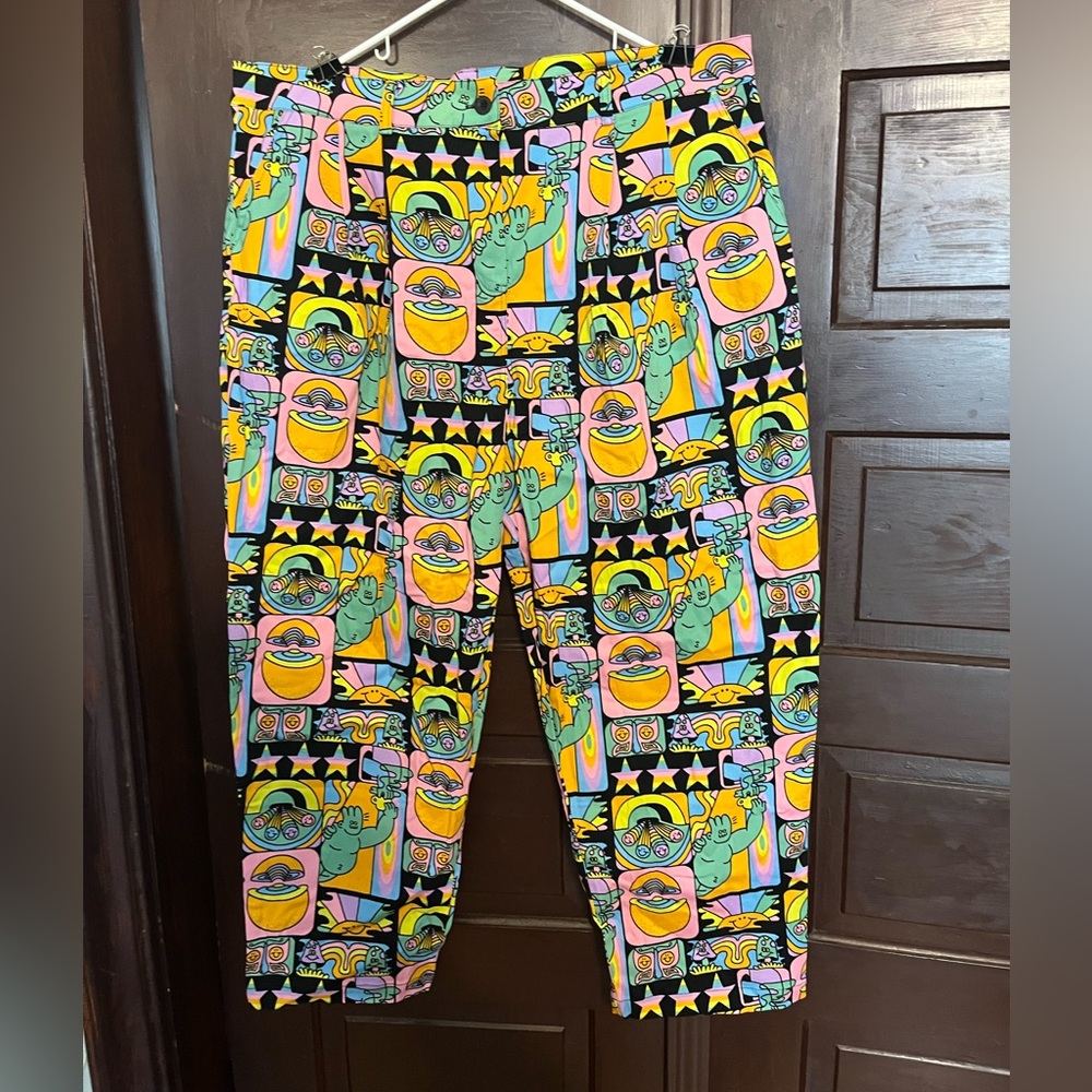 Women’s Colorful Graphic Cropped Pants